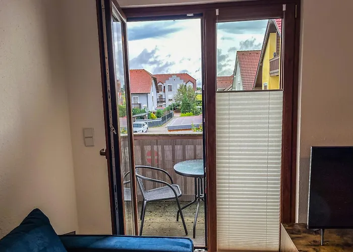Apartment Fuer 2 Mit Balkon